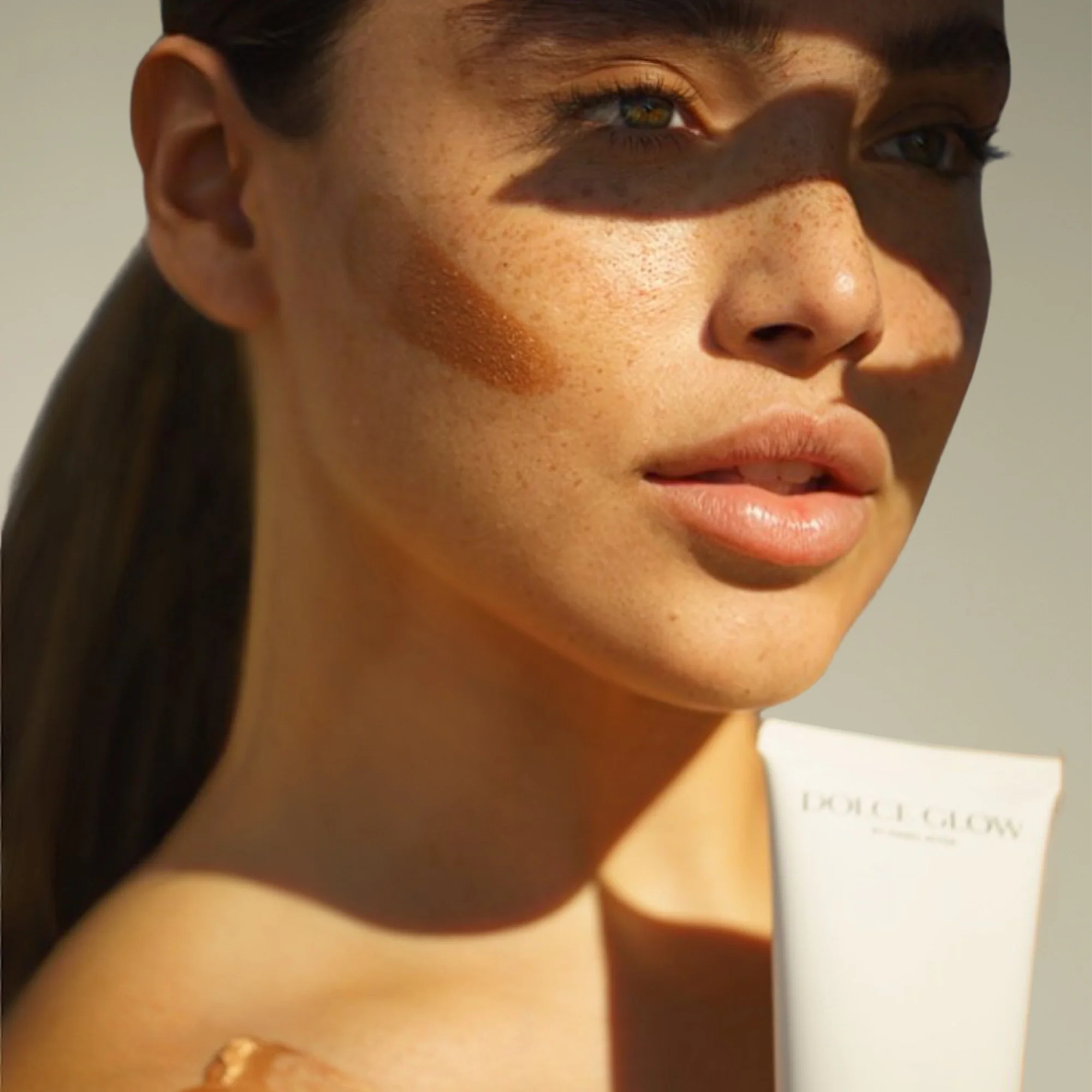 Mia Instant Body Glow - Image 5